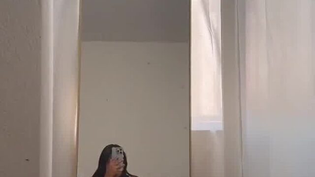 Louisa Castillo/Louisa Cast Masturbate Dildo In Mirror