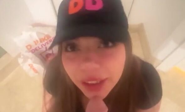 Katiana Kay Cute Brunette Gives A Donut Blowjob Trending Onlyfans